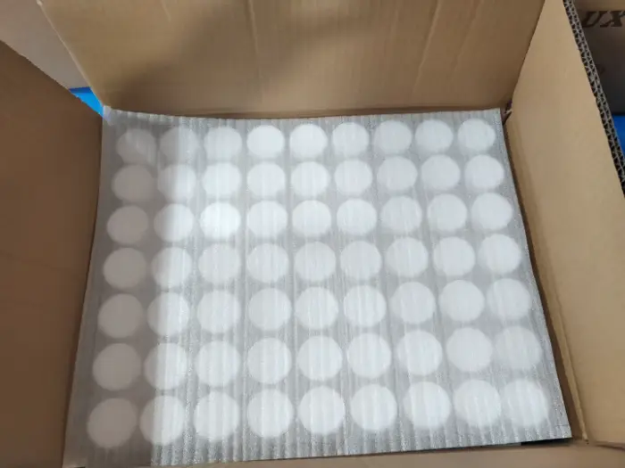 Packaged with protective foam to Avoid collisions between glass tubes.